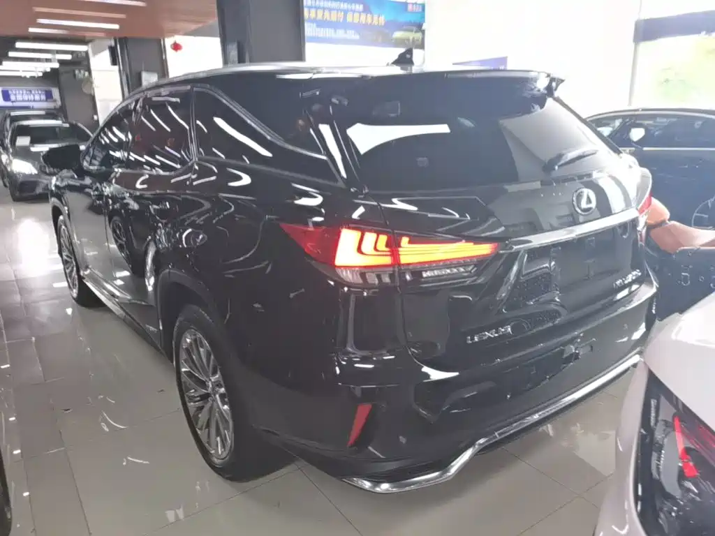 Lexus RX — миниатюра 5