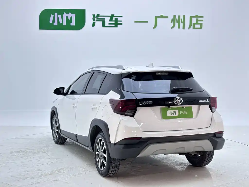 Toyota Yaris L — миниатюра 4