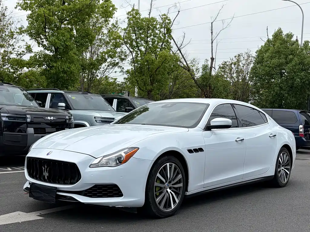 Maserati Quattroporte 2016