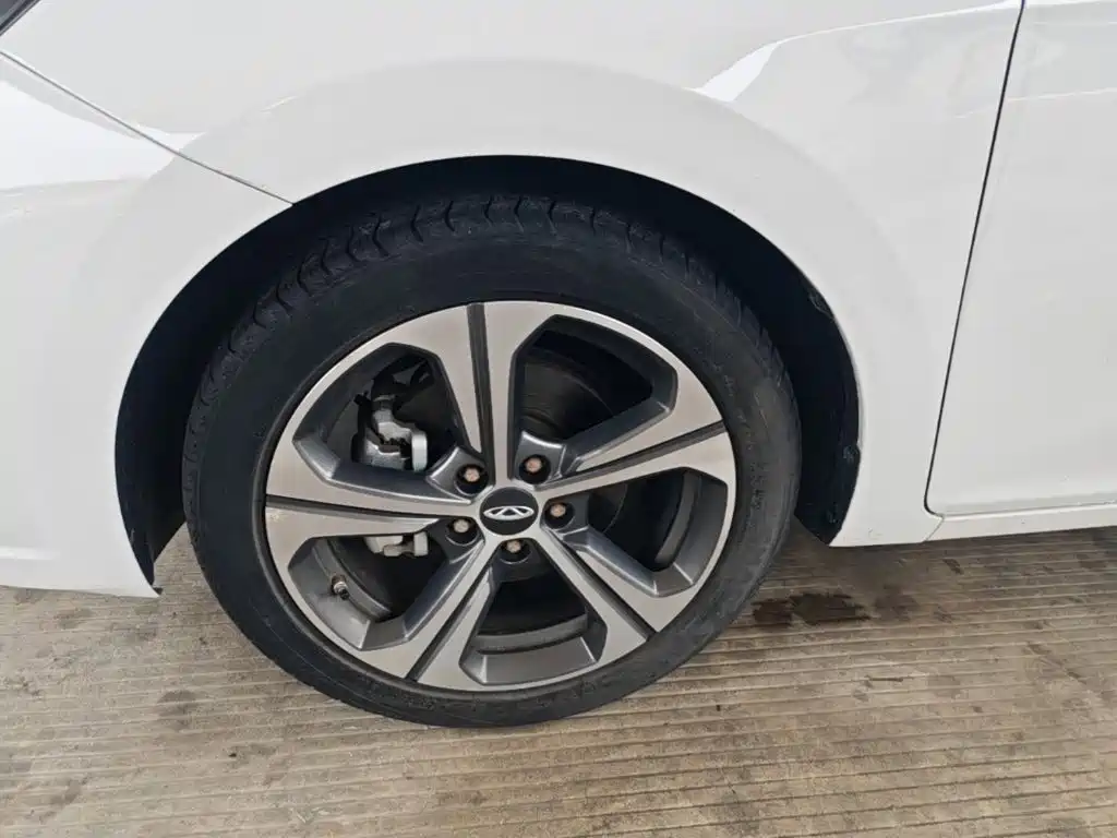 Chery Arrizo 5 — миниатюра 23