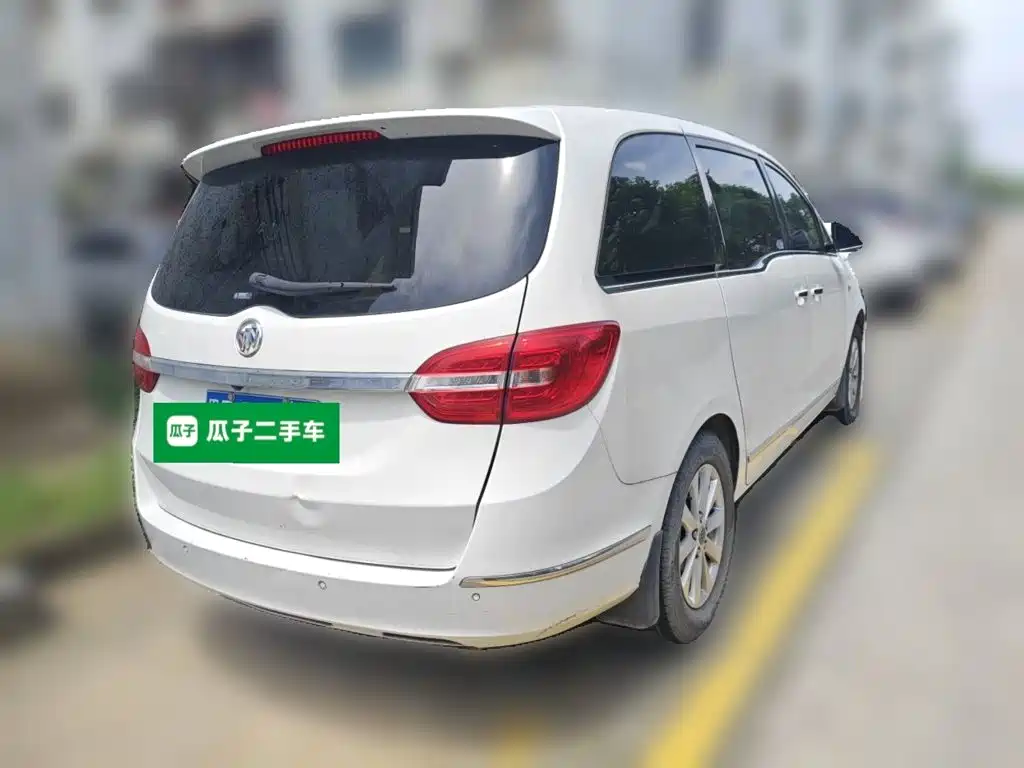 Buick GL8 — миниатюра 4