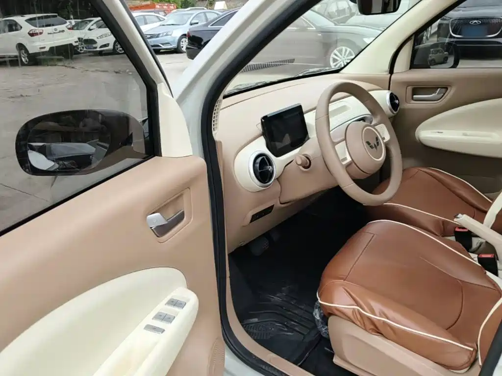 Wuling MINIEV — миниатюра 16