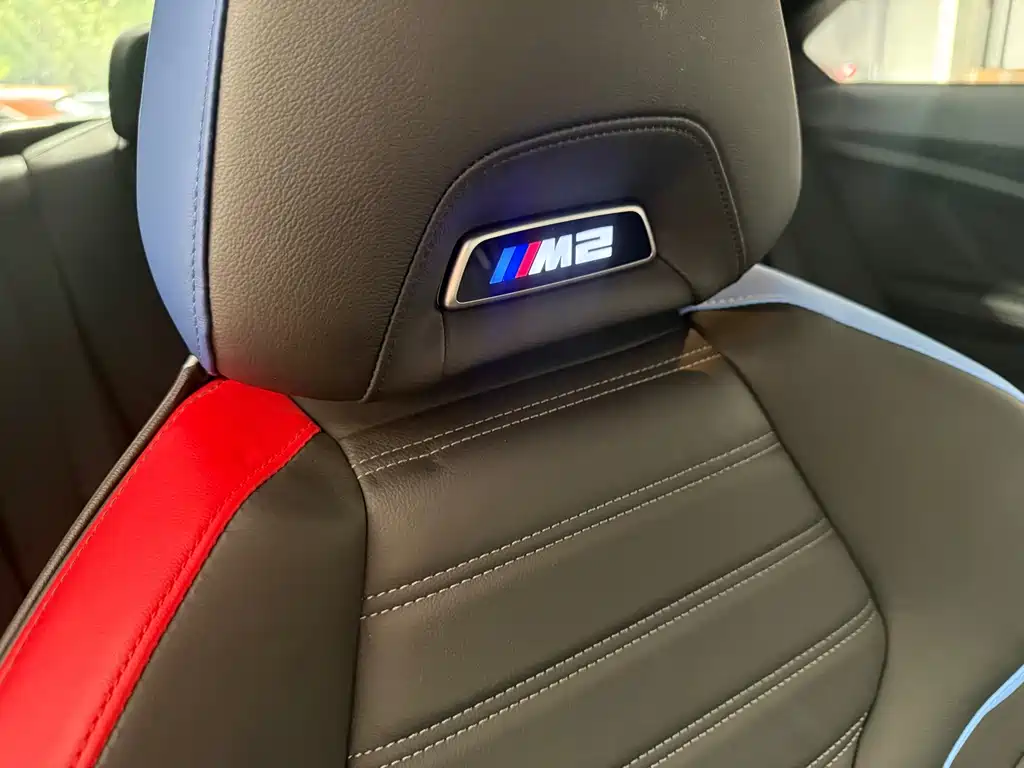 BMW M2 — миниатюра 11