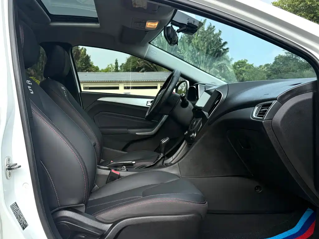 Chery Arrizo 5 — миниатюра 9