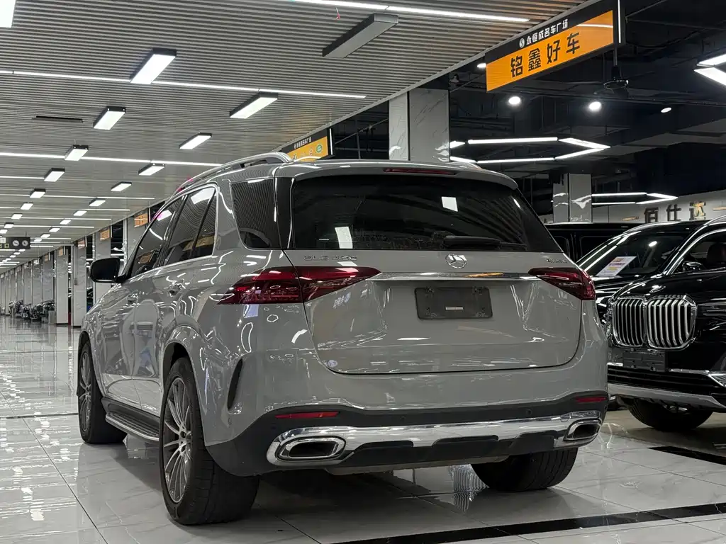 Mercedes-Benz GLE (Import) — миниатюра 9