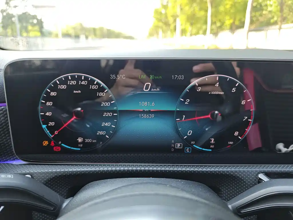 Mercedes-Benz A-Class — миниатюра 14