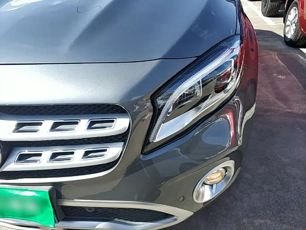 Mercedes-Benz GLA — миниатюра 24