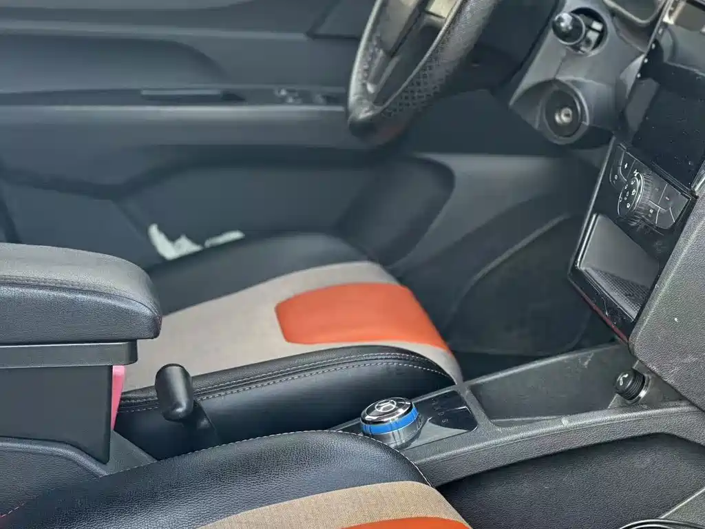 BAIC New Energy EC — миниатюра 6