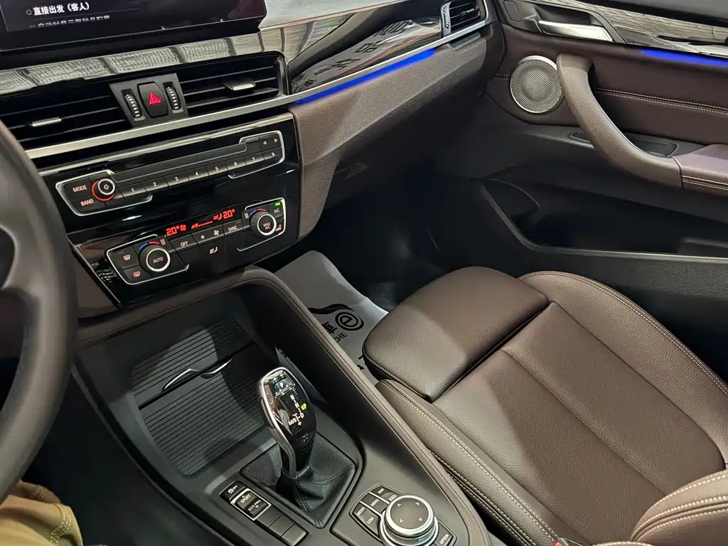 BMW X1 — миниатюра 10