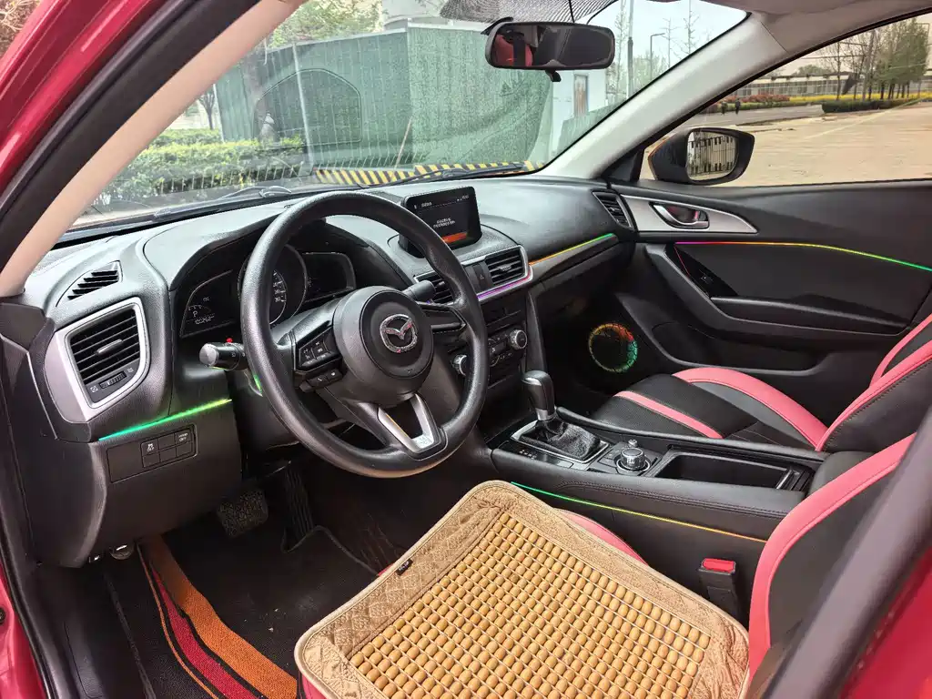 Mazda 3 Axela — миниатюра 10