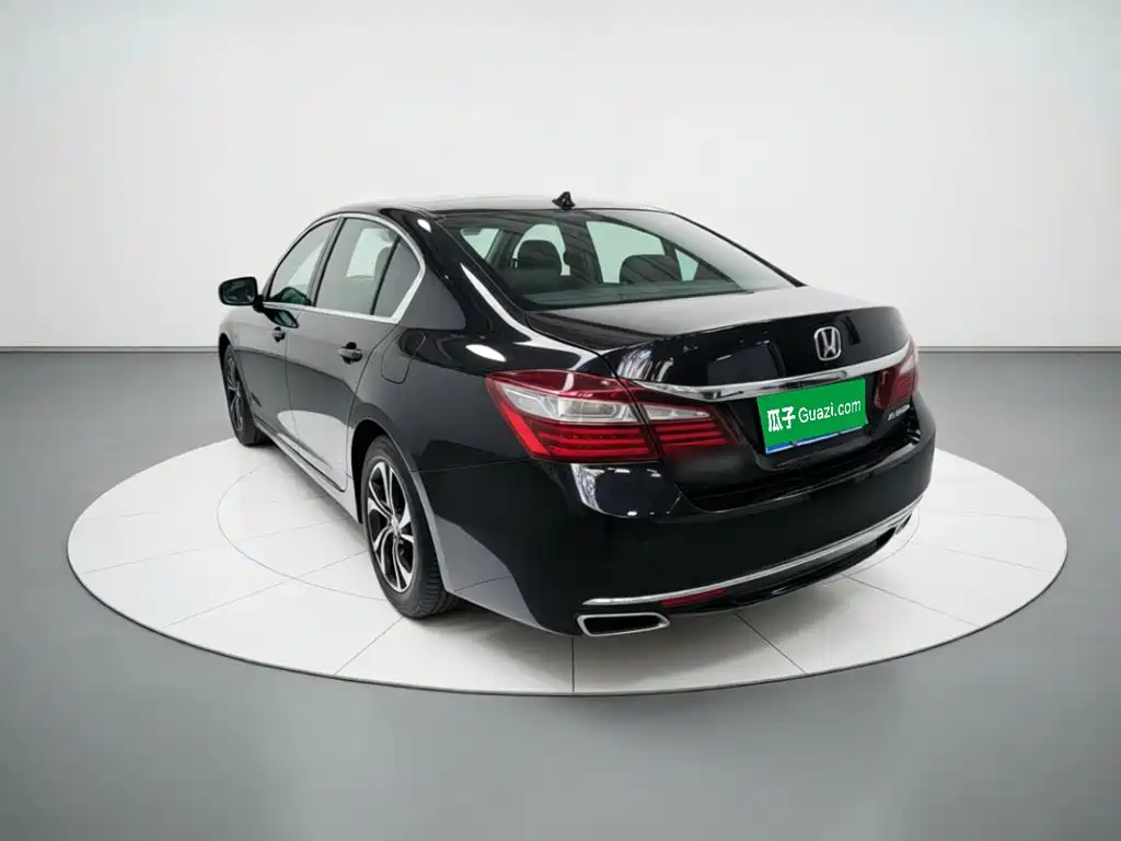 Honda Accord — миниатюра 4
