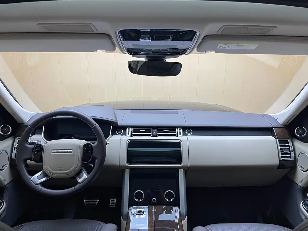 Land Rover Range Rover — миниатюра 5