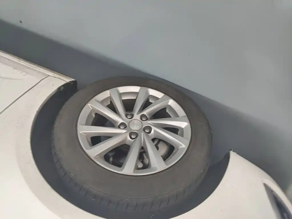 Buick Verano — миниатюра 23