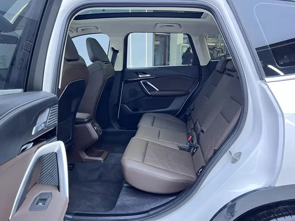 BMW X1 — миниатюра 13