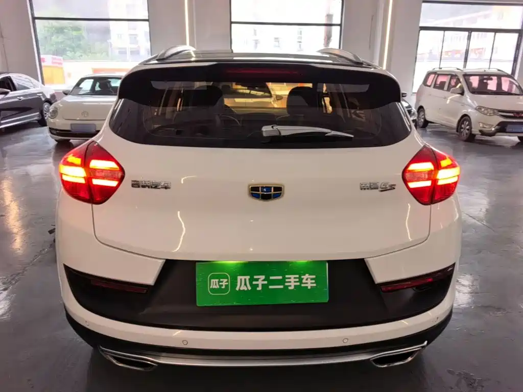 Geely Emgrand GS — миниатюра 6