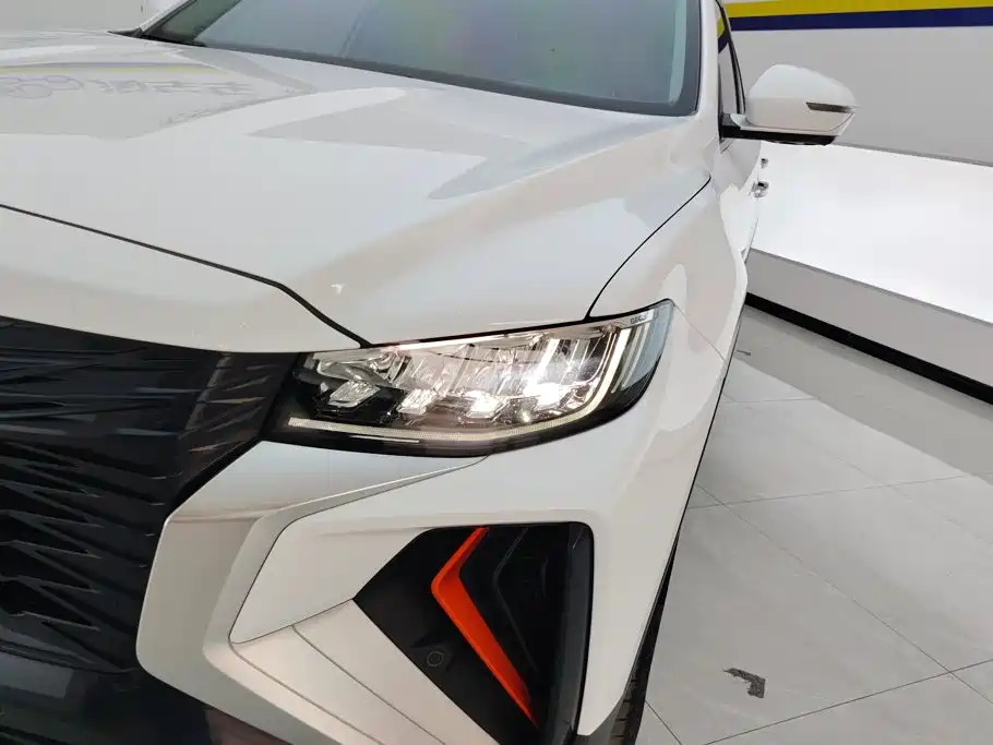 Geely Boyue — миниатюра 5