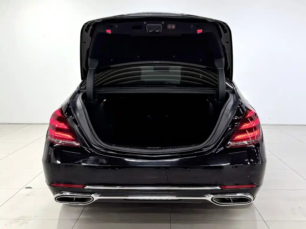 Mercedes-Benz S-Class — миниатюра 6