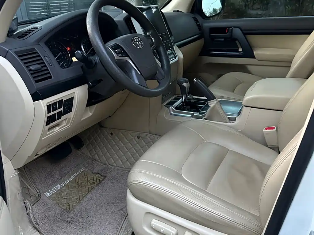 Toyota Land Cruiser — миниатюра 7
