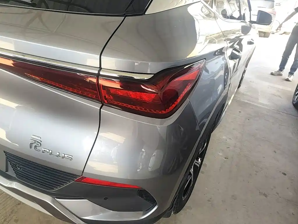 BYD Yuan Plus — миниатюра 8