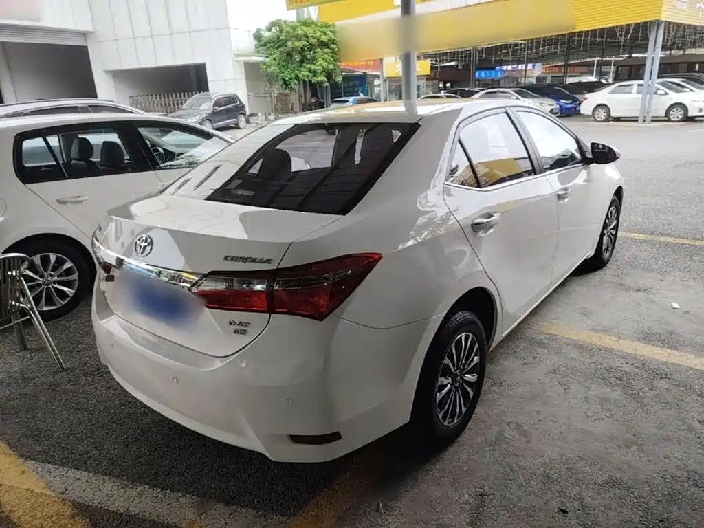Toyota Corolla — миниатюра 7