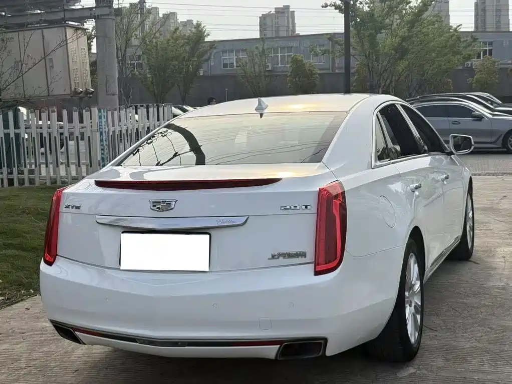 Cadillac XTS — миниатюра 17