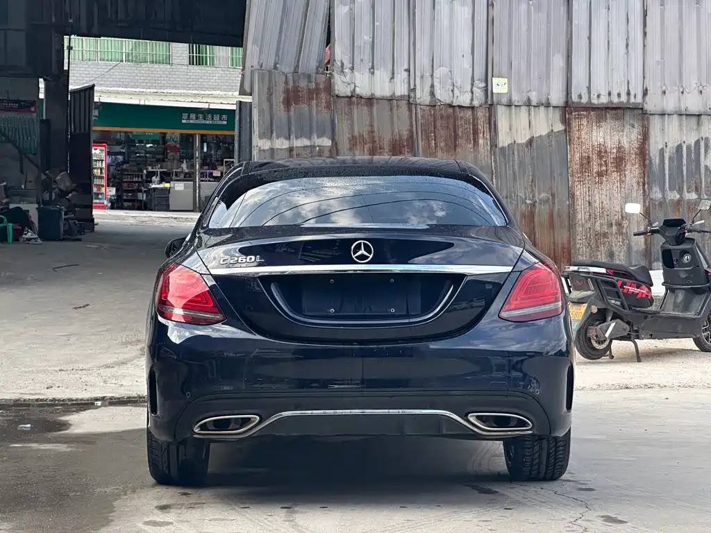 Mercedes-Benz C-Class — миниатюра 5