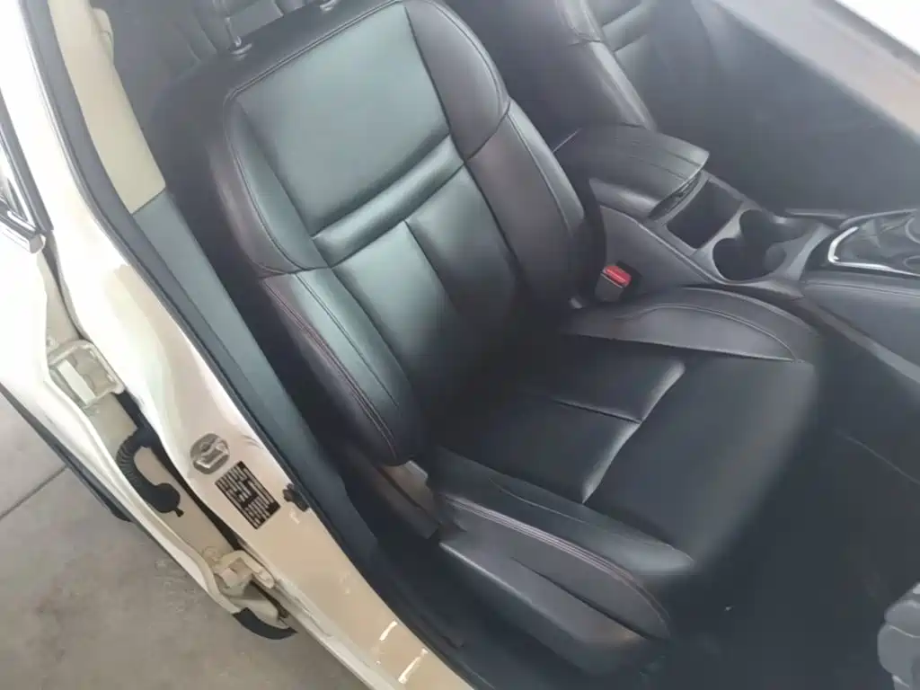 Nissan Qashqai — миниатюра 25
