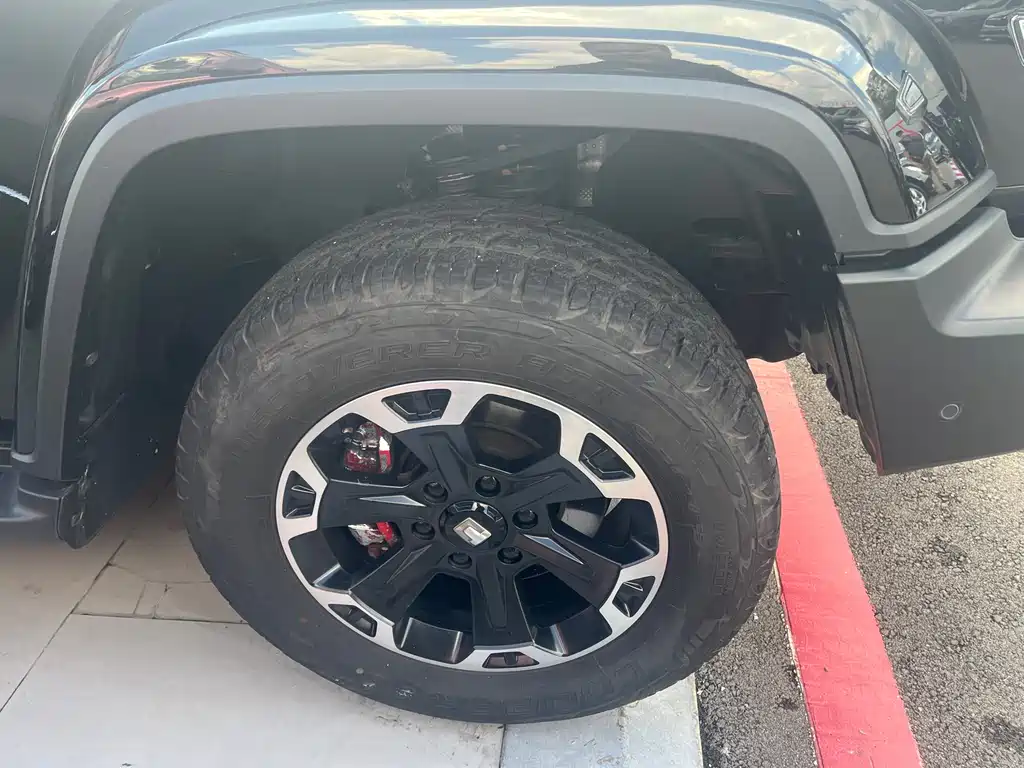 TANK TANK 300 NEW ENERGY