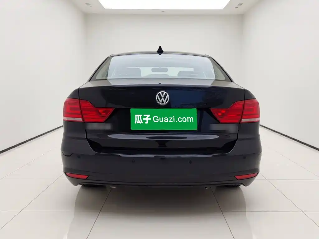 Volkswagen Santana — миниатюра 5