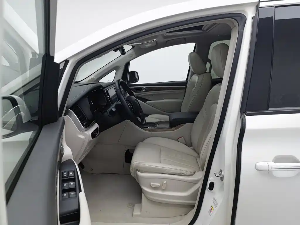 GAC Motor Trumpchi M8 — миниатюра 10