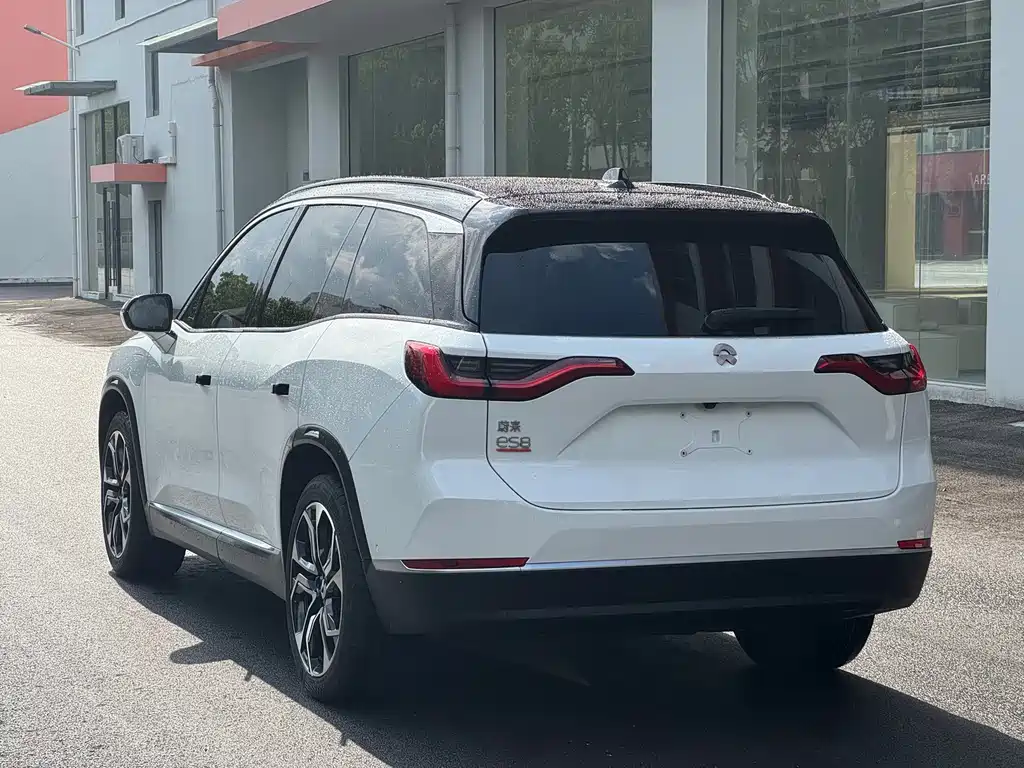 NIO ES8 — миниатюра 22