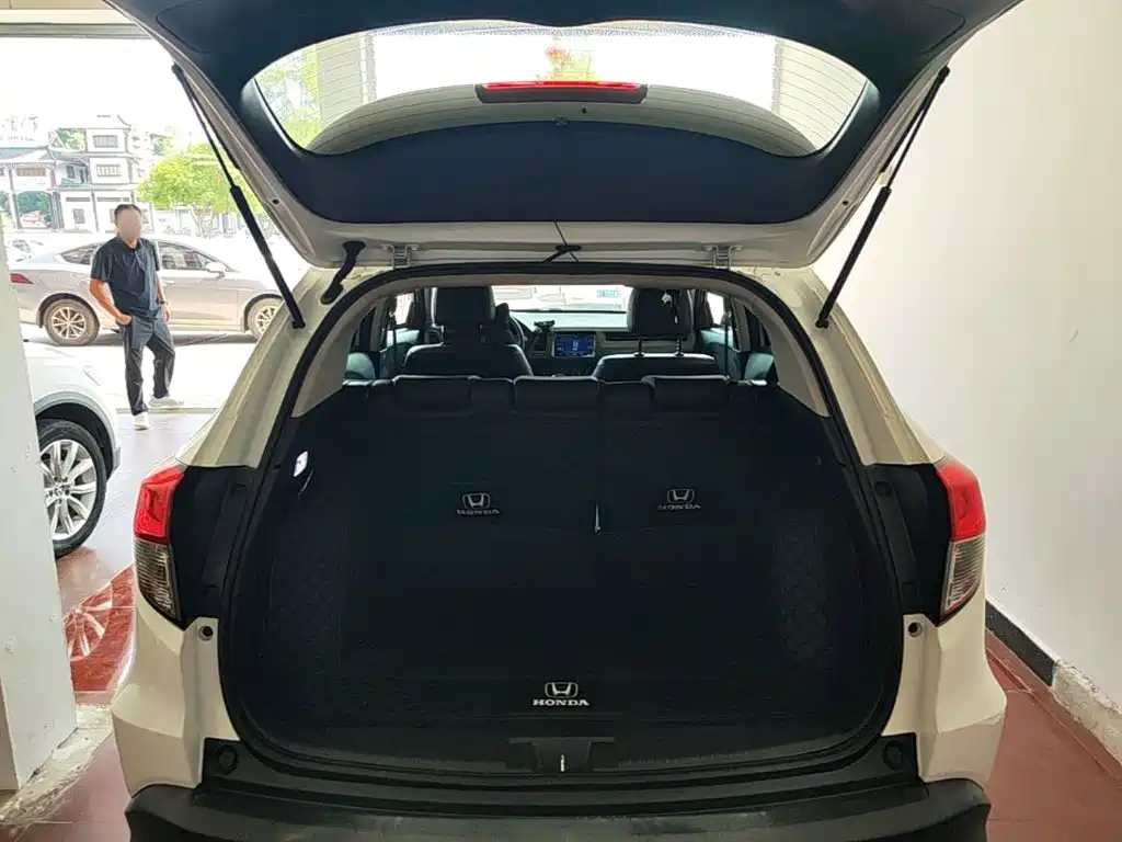 Honda Vezel — миниатюра 19