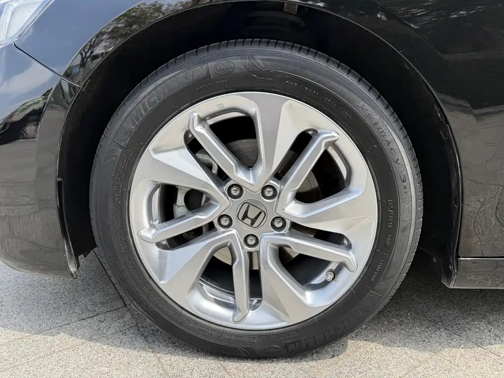 Honda Accord — миниатюра 15