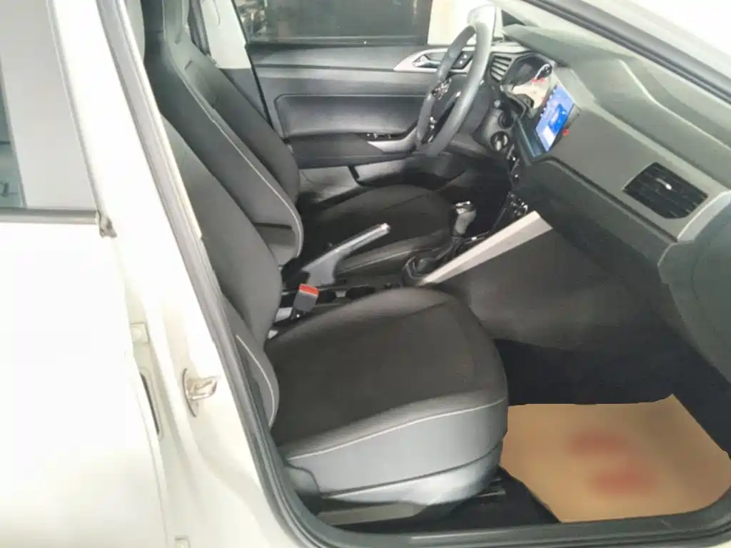 Volkswagen Polo — миниатюра 25