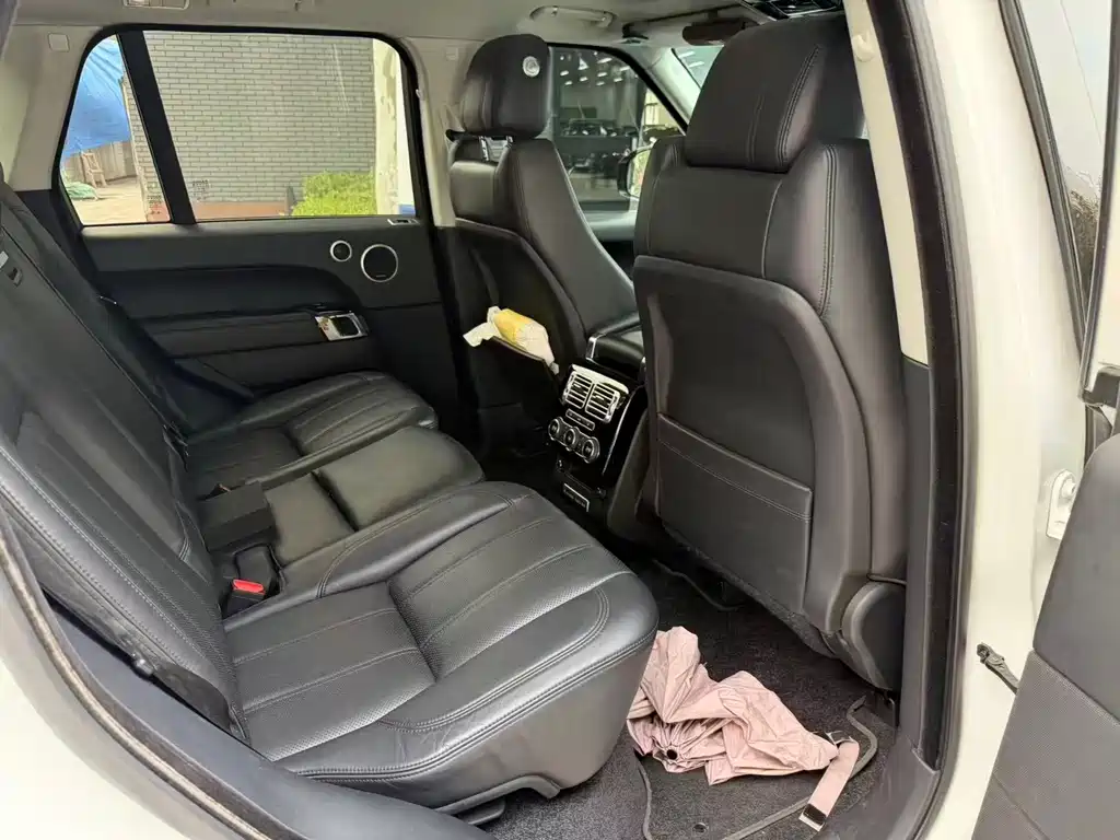 Land Rover Range Rover — миниатюра 7