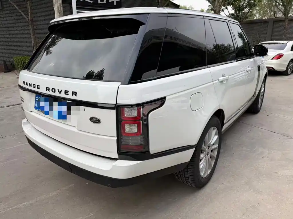 Land Rover Range Rover — миниатюра 3