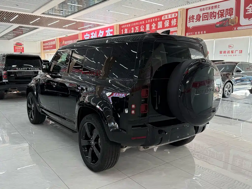 Land Rover Defender — миниатюра 5