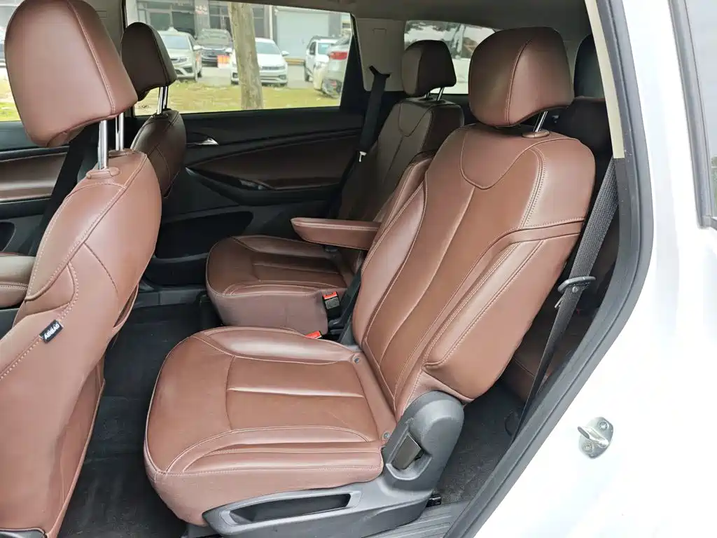Buick GL6 — миниатюра 17