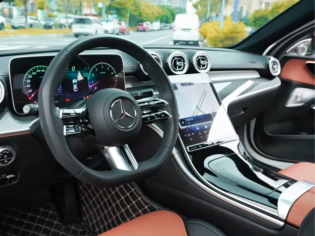 Mercedes-Benz C-Class — миниатюра 8