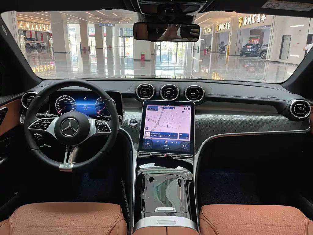 Mercedes-Benz GLC — миниатюра 6