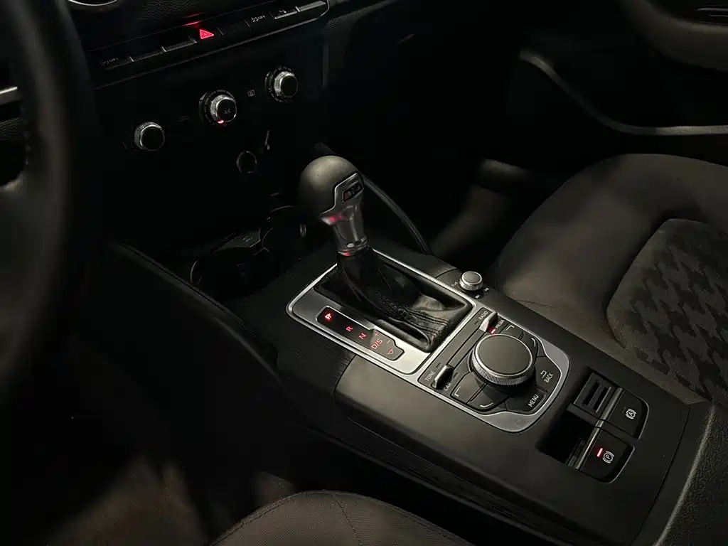 Audi A3 — миниатюра 11