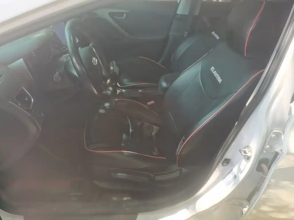 Hyundai Elantra Langdong — миниатюра 15