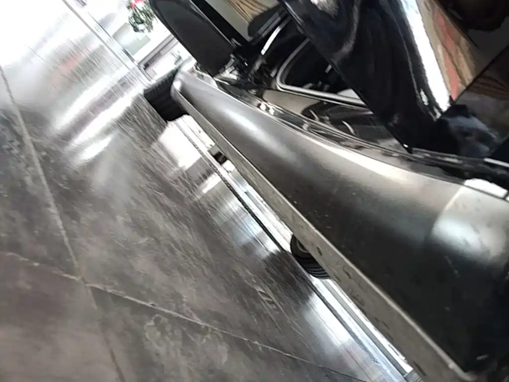 Tesla Model 3 — миниатюра 21