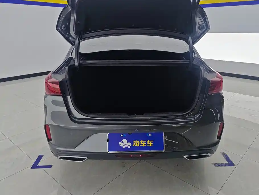 Changan Eado — миниатюра 4