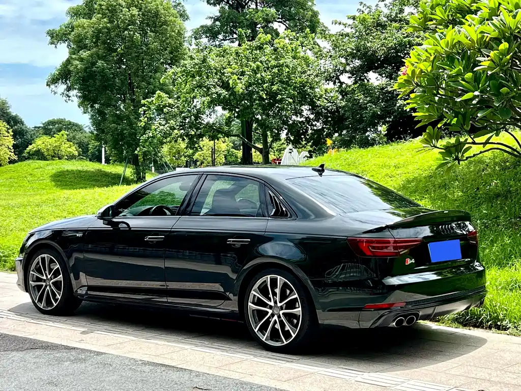 Audi S4 — миниатюра 4