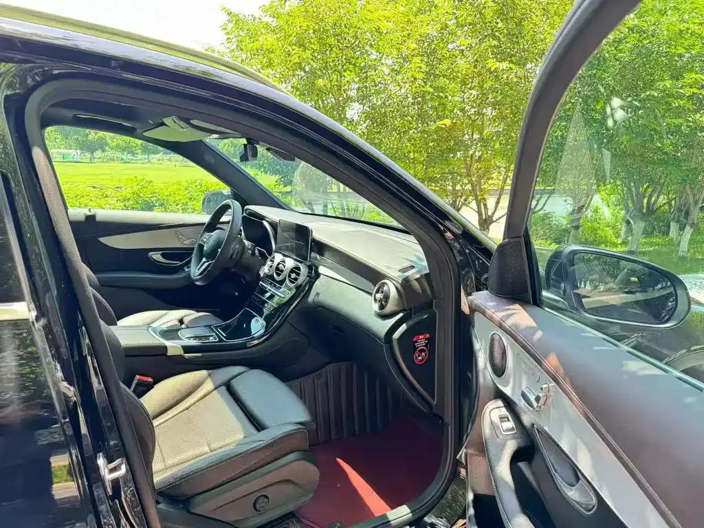 Mercedes-Benz GLC 2021 GLC 260 L 4MATIC