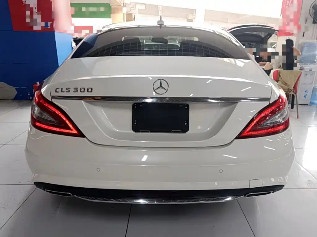 Mercedes-Benz CLS — миниатюра 6
