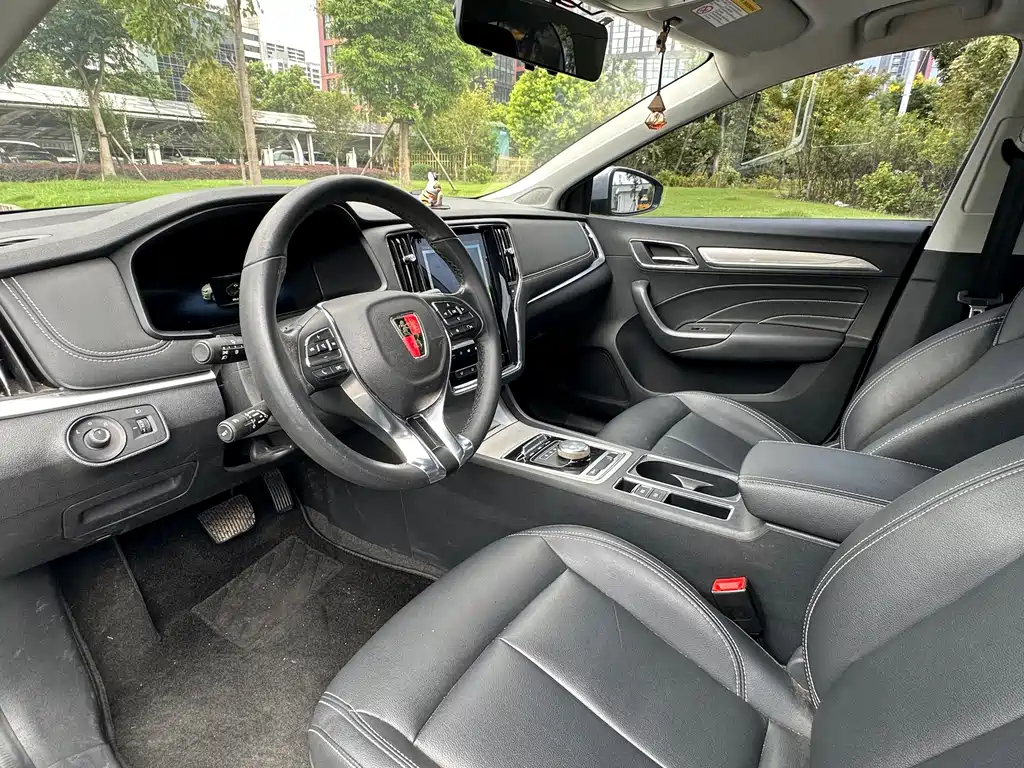Roewe i6 New Energy — миниатюра 10