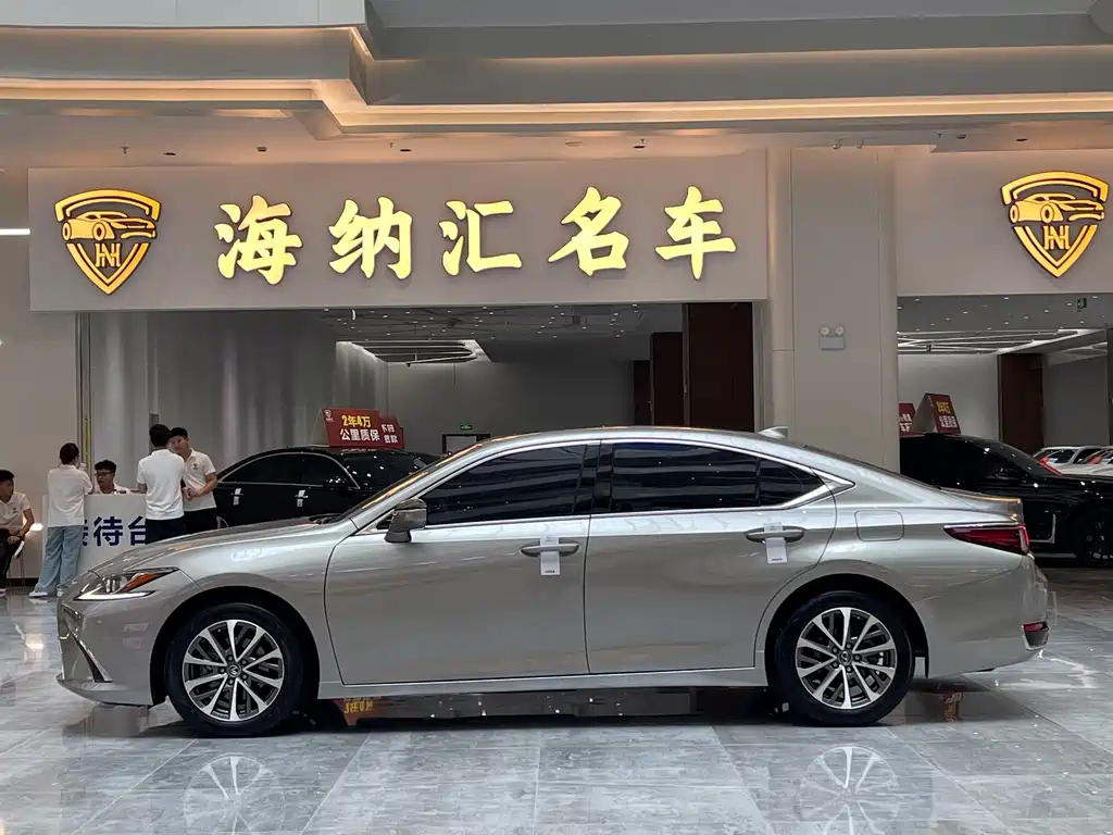 Lexus ES — миниатюра 3