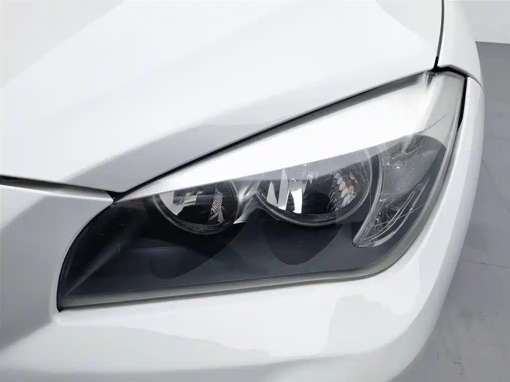 BMW X1 2014 sDrive18i Fashion